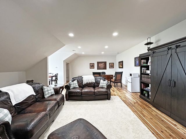127 Bosham Rd, Westmoreland, TN 37186