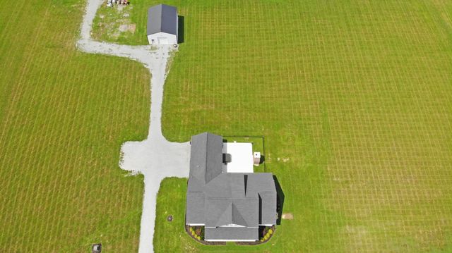 127 Bosham Rd, Westmoreland, TN 37186