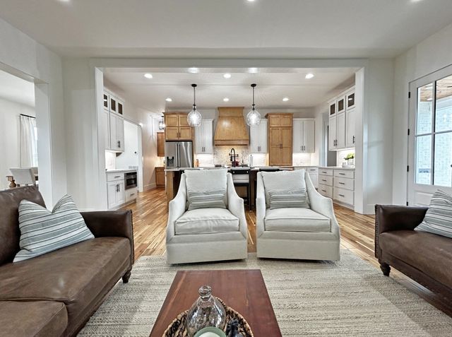 127 Bosham Rd, Westmoreland, TN 37186