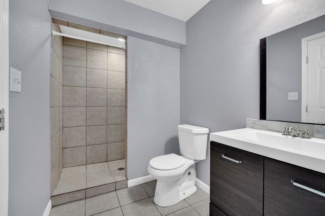 620 E Elm Street, Hillsboro, TX 76645