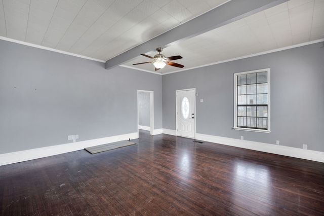 620 E Elm Street, Hillsboro, TX 76645