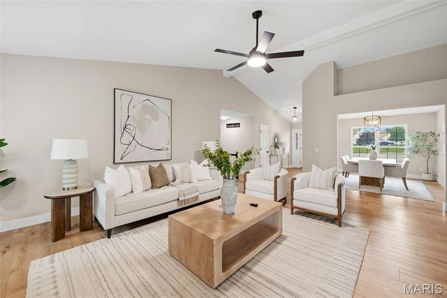 4 Sanborn Valley Court, St Peters, MO 63376