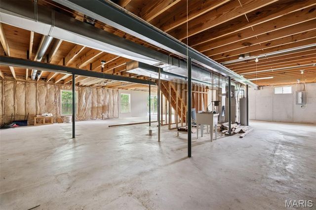 4 Sanborn Valley Court, St Peters, MO 63376