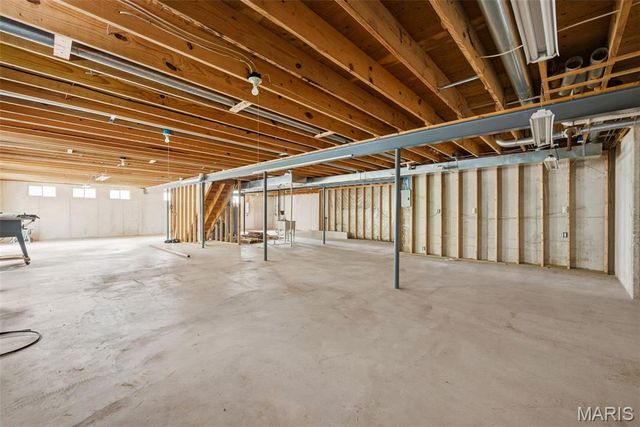 4 Sanborn Valley Court, St Peters, MO 63376