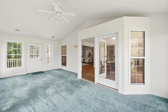 4 Sanborn Valley Court, St Peters, MO 63376