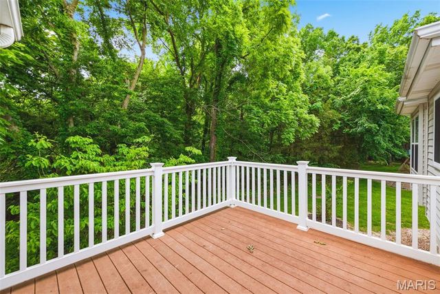 4 Sanborn Valley Court, St Peters, MO 63376