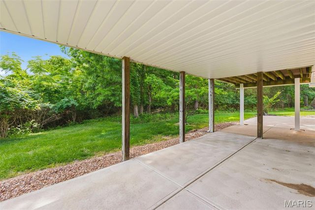4 Sanborn Valley Court, St Peters, MO 63376