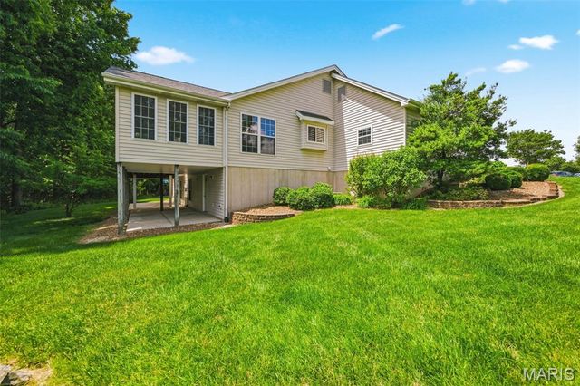 4 Sanborn Valley Court, St Peters, MO 63376