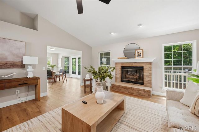 4 Sanborn Valley Court, St Peters, MO 63376