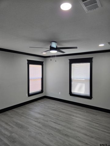 104 Leland Dr, Athens, TX 75751