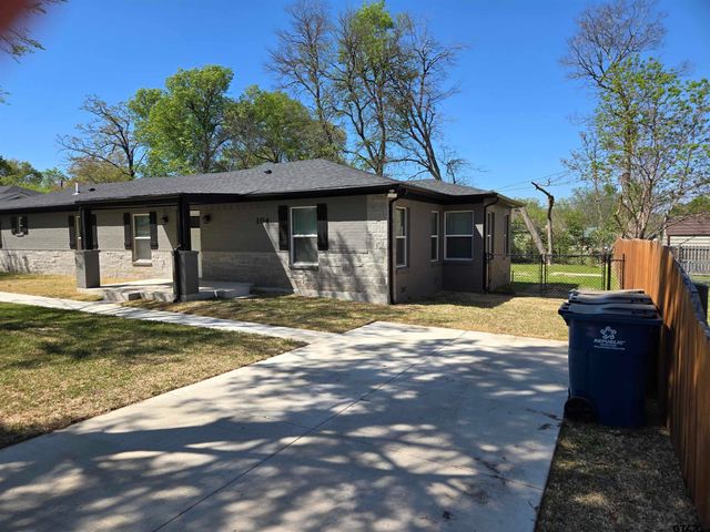 104 Leland Dr, Athens, TX 75751