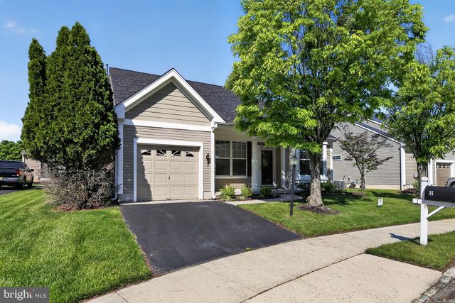 8 IMPATIENS CT, Marlton, NJ 08053