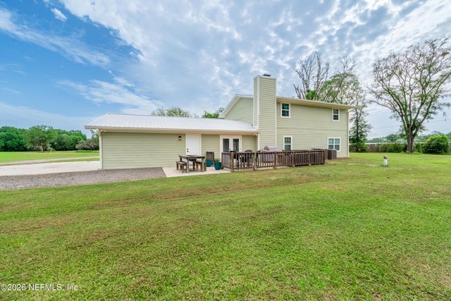 606 W MARKET Road, Starke, FL 32091