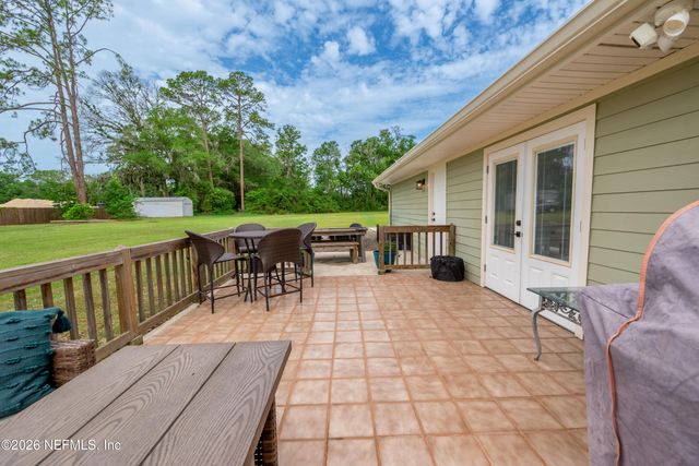 606 W MARKET Road, Starke, FL 32091