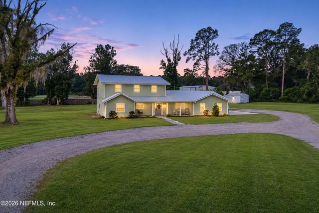 606 W MARKET Road, Starke, FL 32091
