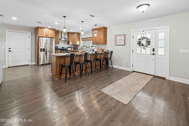 606 W MARKET Road, Starke, FL 32091