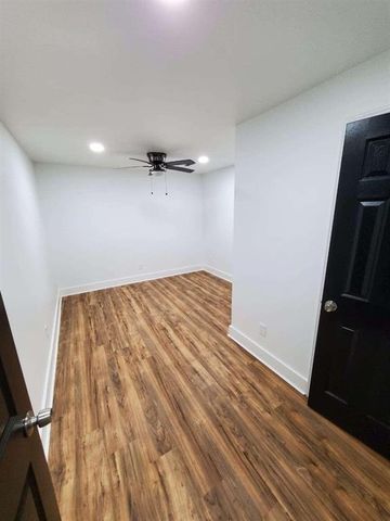 2802 Palm Drive, East Point, GA 30344