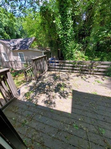 2802 Palm Drive, East Point, GA 30344