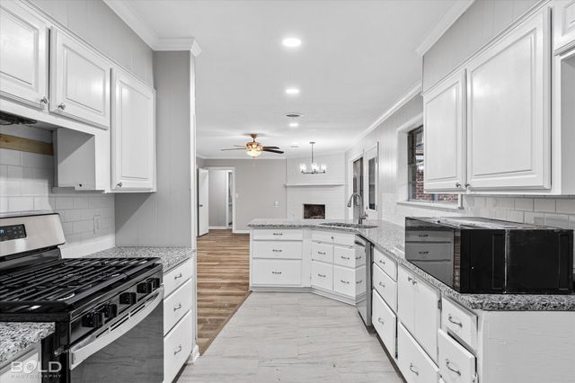 9471 Hemlock Circle, Shreveport, LA 71118