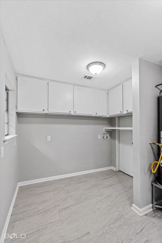 9471 Hemlock Circle, Shreveport, LA 71118