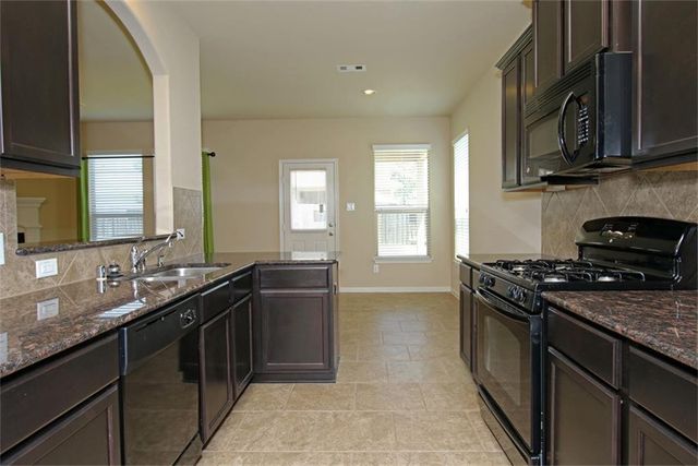 8902 Finnery, Tomball, TX 77375