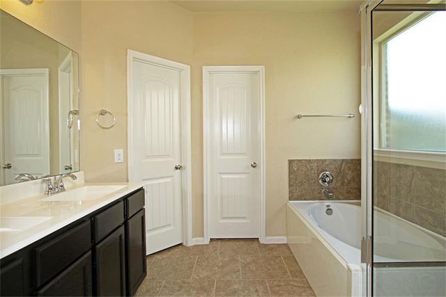 8902 Finnery, Tomball, TX 77375