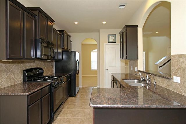 8902 Finnery, Tomball, TX 77375