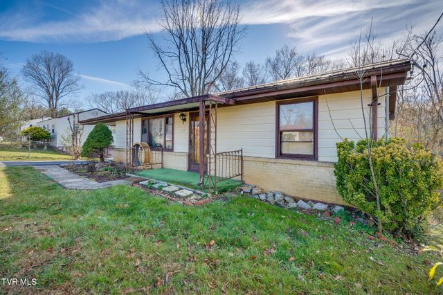 2009 Indian Ridge Road, Johnson City, TN 37604