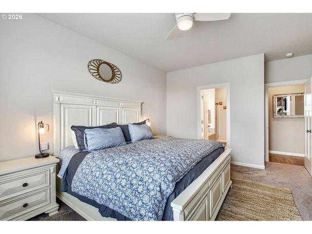 38475 MAPLE St, Sandy, OR 97055