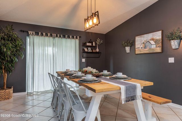 2001 Sierra Street, Melbourne, FL 32935