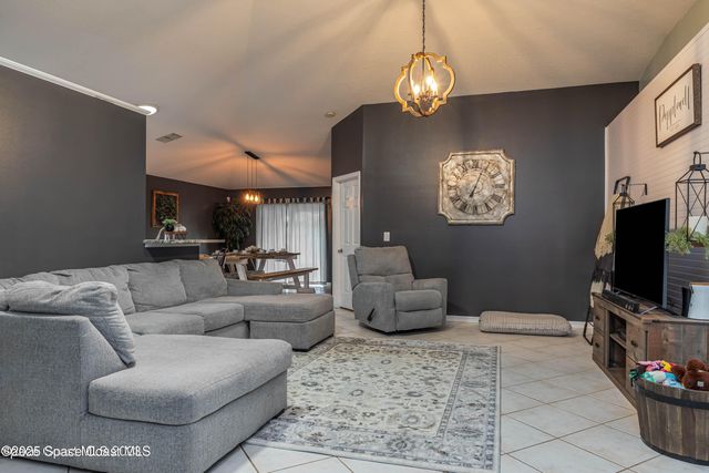 2001 Sierra Street, Melbourne, FL 32935