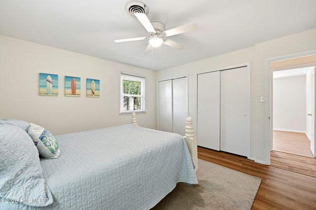 152 NW 6th Street, Oak Island, NC 28465