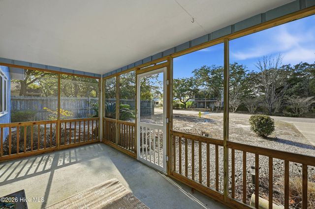 152 NW 6th Street, Oak Island, NC 28465