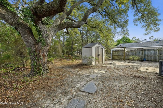 152 NW 6th Street, Oak Island, NC 28465