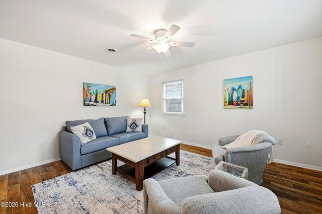 152 NW 6th Street, Oak Island, NC 28465