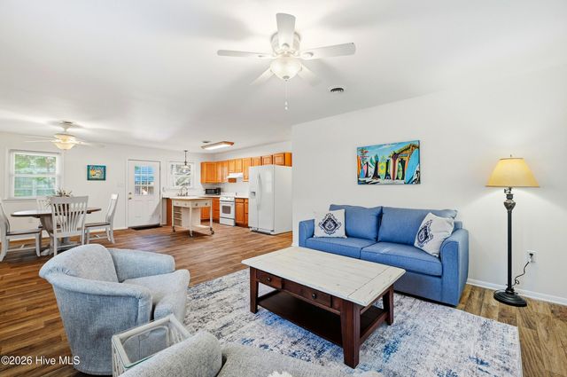 152 NW 6th Street, Oak Island, NC 28465