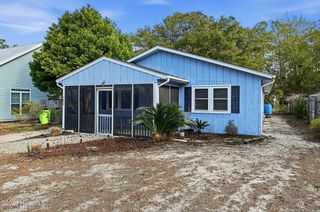 152 NW 6th Street, Oak Island, NC 28465