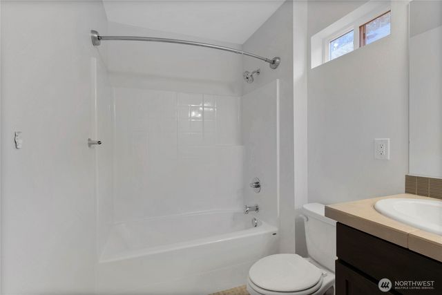 9136 126th Street Ct E, Puyallup, WA 98373
