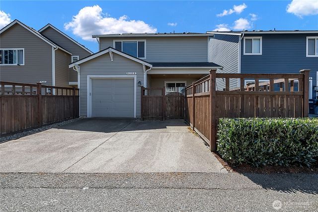 9136 126th Street Ct E, Puyallup, WA 98373