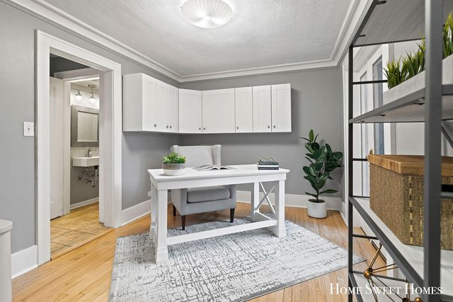 842 Giddings Avenue, Grand Rapids, MI 49506