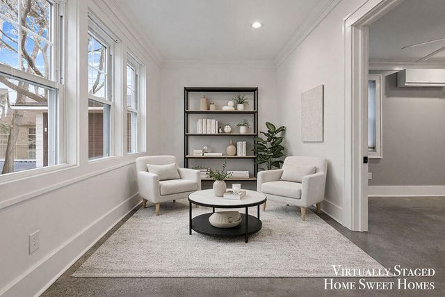 842 Giddings Avenue, Grand Rapids, MI 49506