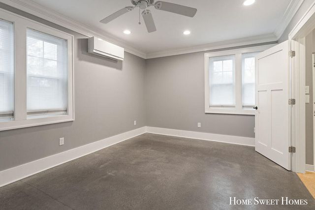 842 Giddings Avenue, Grand Rapids, MI 49506