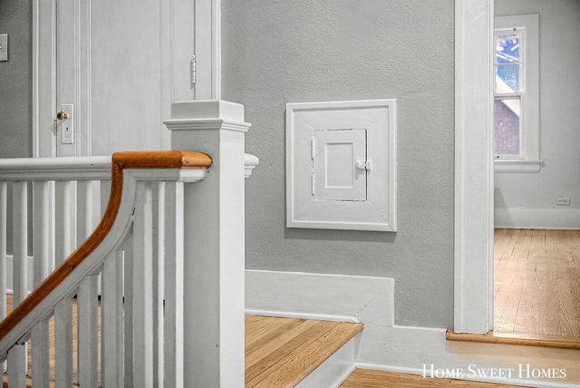 842 Giddings Avenue, Grand Rapids, MI 49506