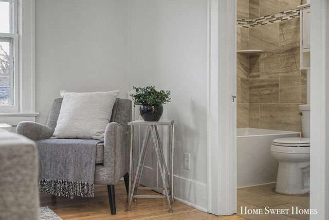 842 Giddings Avenue, Grand Rapids, MI 49506