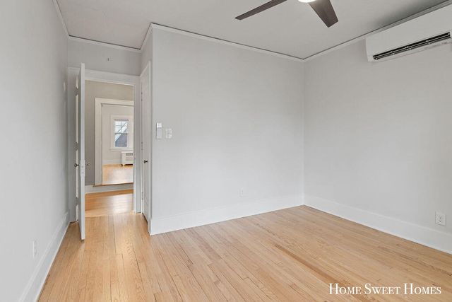 842 Giddings Avenue, Grand Rapids, MI 49506