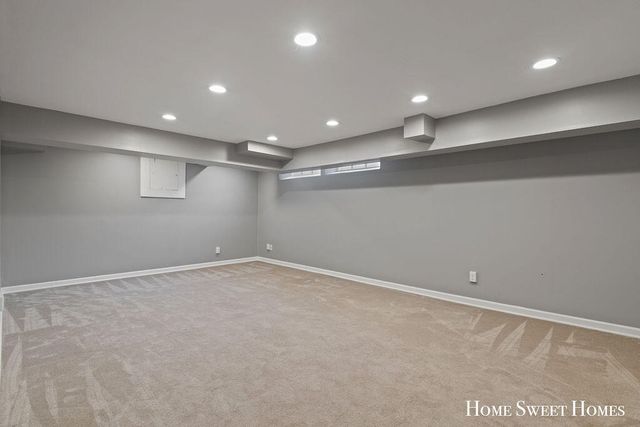 842 Giddings Avenue, Grand Rapids, MI 49506