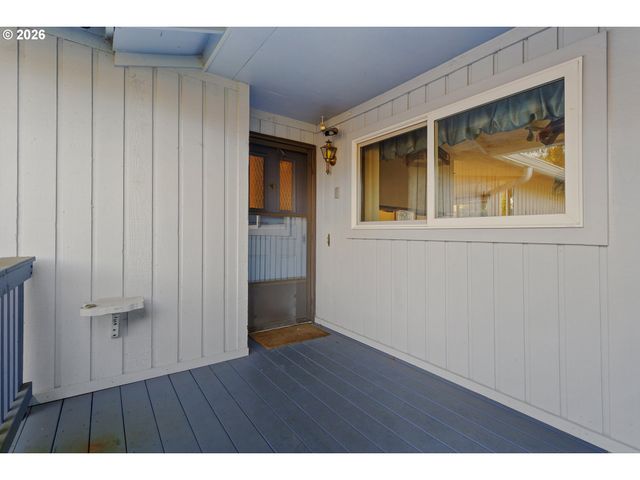 10047 Sw 25TH Ave, Portland, OR 97219