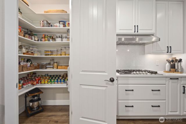 23308 70th Street E, Buckley, WA 98321