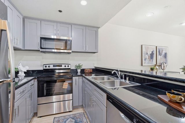 411 Park Avenue 105, San Jose, CA 95110