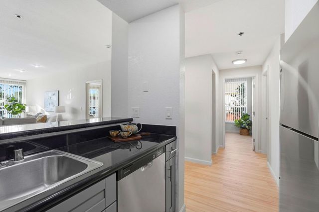 411 Park Avenue 105, San Jose, CA 95110